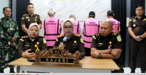 Kejari Sumedang Tetapkan Lima  Tersangka Kasus Korupsi Pengadaan Tanah Tol Cisumdawu, Rugikan Negara Sampai Rp. 329 Milyar
