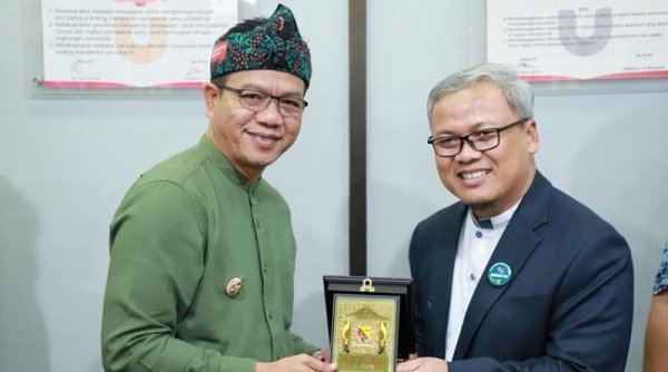 Pemkab Bandung Gandeng Telkom University Atasi Persoalan Sampah dan Banjir