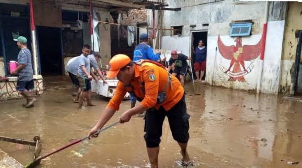 Pengamat Minta Pemprov DKI Jakarta Segera Antisipasi Banjir: Relokasi Warga dan Rehabilitasi Saluran Air Jadi Solusi