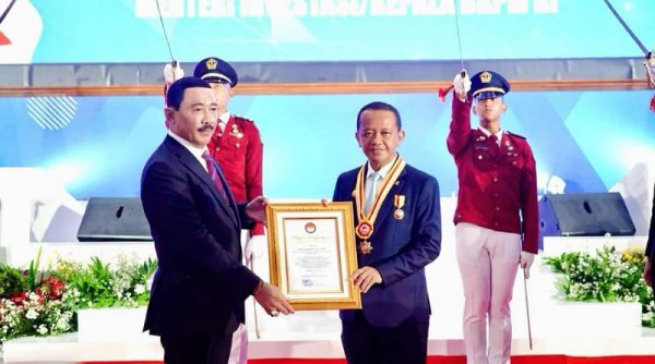 Kuliah Umum Menteri Investasi Bahlil Lahadalia di IPDN, "Praja menjaga benteng persatuan dan keutuhan negara"