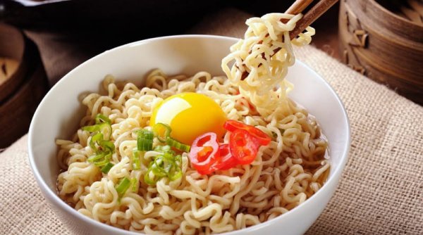 Bekal Sehat Anak: Kudapan Tradisional dan Hindari Mi Instan