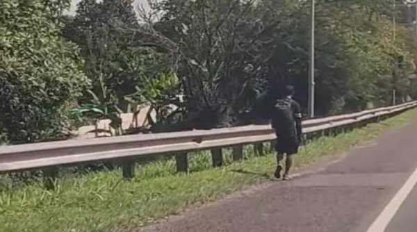 Pilu, Tak Kunjung di Bayar Upahnya Seorang Kuli Bangunan Nekat Kabur Jalan Kaki Melewati Tol Selama 2 Hari