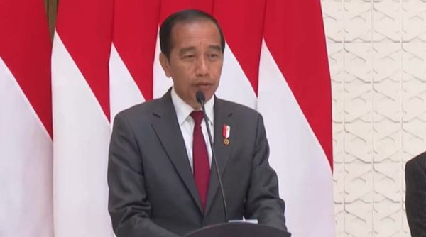 Jokowi dengan Nada Tegas Bantah Wacana Pembatasan BBM Subsidi