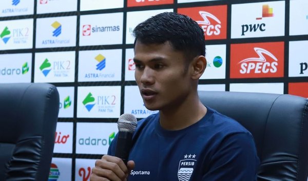 Dimas Drajad: Tetap Semangat, Persib Masih Punya Peluang!