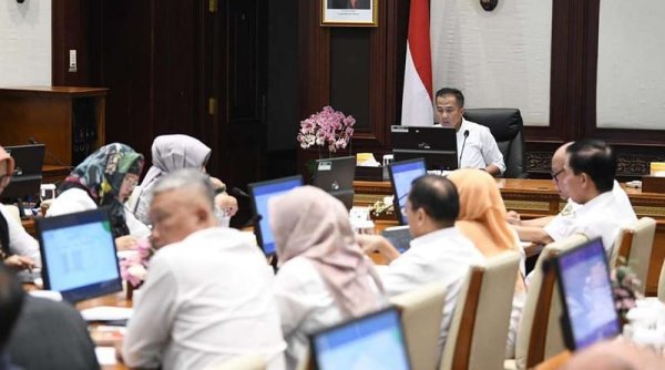 Penjabat Gubernur Jabar Soroti Evaluasi dan Perbaikan PPDB 2024