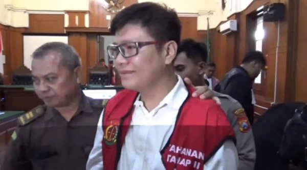 Majelis Hakim PN Surabaya Bebaskan Gregorius Ronald Tannur dari Dakwaan Pembunuhan Dini Sera Afriyanti
