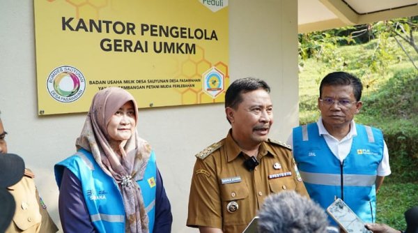 Kembangkan Eduwisata Lebah di Garut, PLN Haleyora Power Salurkan Bantuan Alat Pengolahan Madu