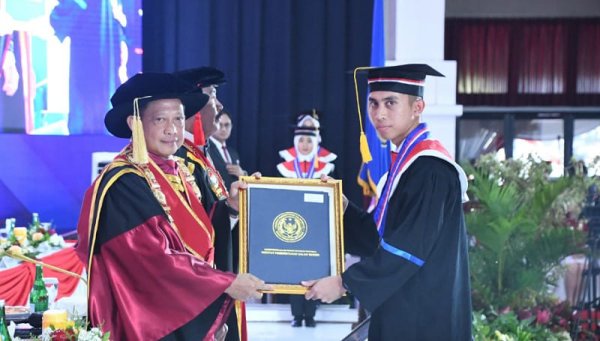 IPDN-Kemendagri Lahirkan 1.221 Wisudawan, Menteri Tito Karnavian: Akademisi Baru Ilmu Pemerintahan