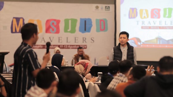 25 Konten Kreator Eksplorasi Keunikan Masjid di Bandung dan Jakarta Bersama Kemenag