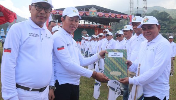 Pj. Bupati Bogor Asmawa Tosepu Tutup Jambore Apdesi: Tekankan Pentingnya Integritas Kepala Desa