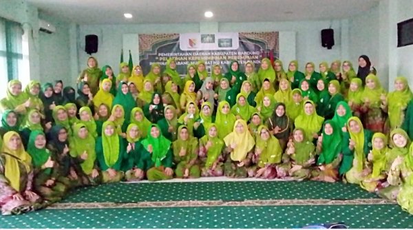 PC Muslimat NU Buka Pelatihan Kepemimpinan Perempuan bagi Pengurus PAC se Kab. Bandung