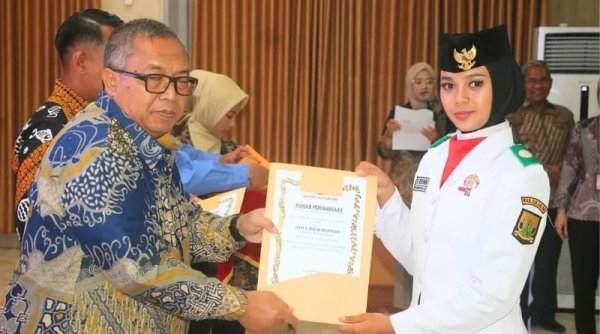 Pesan Bupati Sukabumi ke Paskibra Kabupaten: Jadi Energi Positif Bagi Generasi Muda