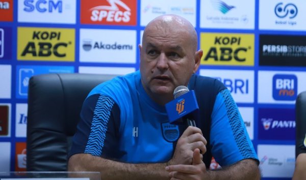 Bojan Hodak Puas, PERSIB Taklukkan PSBS Biak dengan Skor 4-1 di Laga Pembuka Liga 1 2024/2025