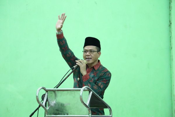 Bupati Bandung Tegaskan Pembangunan Jalan Usaha Tani Jadi Prioritas