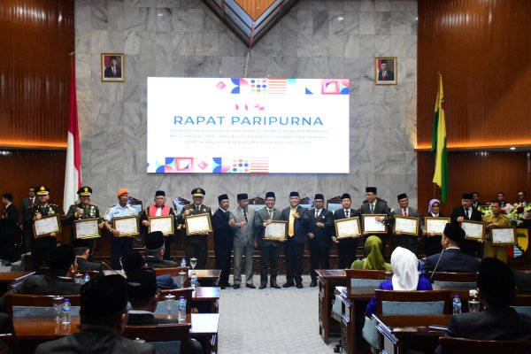 Ada Peningkatan Signifikan dalam Pembangunan, Bupati Bandung Apresiasi Kekompakan DPRD