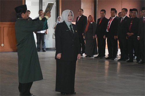 Pj Sekda Kabupaten Sumedang, Tuti Ruswati, Dilantik oleh Pj Bupati Yudia Ramli