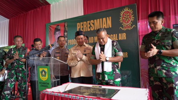 Bupati Bogor Apresiasi Inisiatif Pangkostrad dalam Program Titik Air Bersih di Jonggol