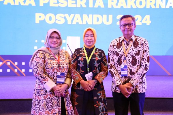 Ketua Pembinaan Posyandu Kabupaten Bogor Komitmen Majukan Posyandu, Hadiri Rakornas di ICE BSD
