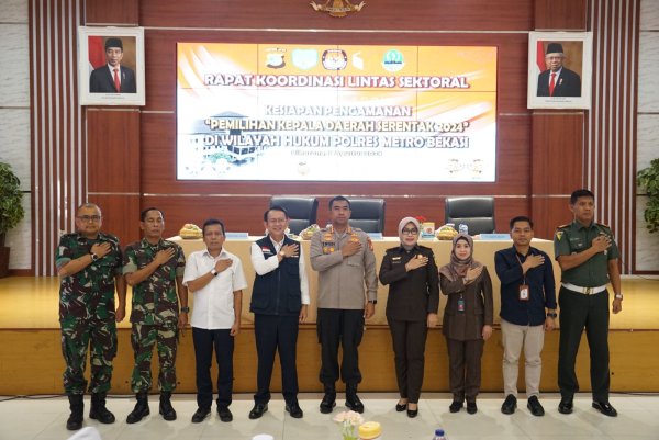 Pj Bupati Bekasi Hadiri Rakor Lintas Sektoral Kesiapan Pilkada Serentak 2024 di Polres Metro Bekasi