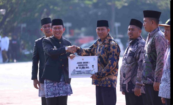 Pemkab Bekasi Umumkan Juara Lomba Kampung Bersih Makin Berani 2024
