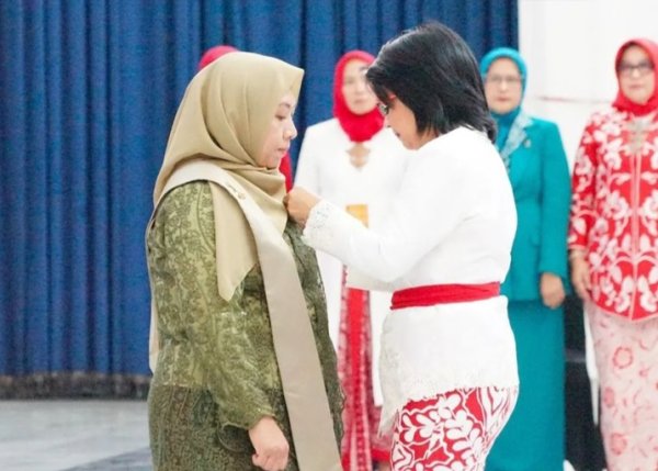 Wulur Hartati Dedy Supriyadi Resmi Dilantik Sebagai Pj. Ketua TP-PKK Kabupaten Bekasi