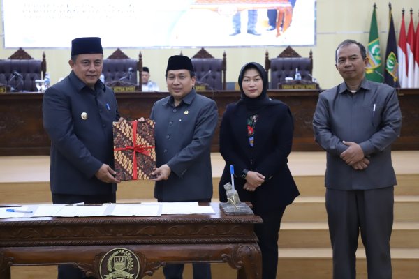 DPRD Kabupaten Bekasi Gelar Rapat Paripurna Penandatanganan Nota Kesepakatan Perubahan KUA-PPAS 2024