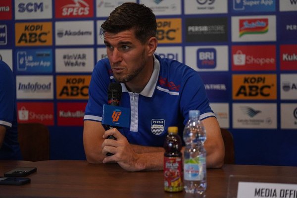PERSIB Siap Taklukkan Arema FC: Misi Kembali ke Jalur Kemenangan di Si Jalak Harupat