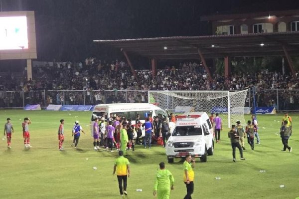 PON XII 2024 : Semifinal Sepak Bola Putra Aceh vs Sulawesi Tengah, Wasit Dipukul Pertandingan Tertunda