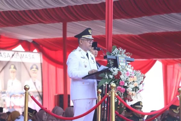 Pj Bupati Bandung Barat Dilarikan ke Rumah Sakit Saat Main Tenis, Diduga Kena Serangan Jantung