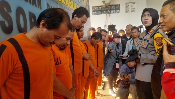 Kasus Penipuan Modus Penggandaan Uang Terbongkar di Sukabumi: Duit Ratusan Juta Raib Ditukar Uang Doraemon