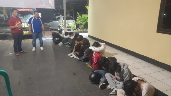 2 Oknum Suporter Bola Jadi Tersangka Buntut Perusakan Rumah di Sukabumi