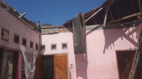 BPBD: Penghuni Rumah yang Rusak Akibat Gempa Mengungsi