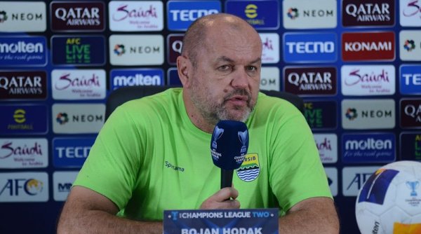 Shin Tae-yong Hadir saat Laga Persib vs Port FC, Ini Tanggapan Coach Bojan Hodak