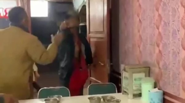 Viral di Media Sosial Pemilik Warung Makan di Rancaekek jadi korban Kekerasan Preman Saat Tak Diberi Uang