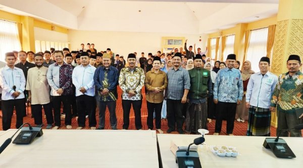 100 Santri Ikuti Workshop Penulisan dan Film Dokumenter di UIN Sunan Gunung Djati