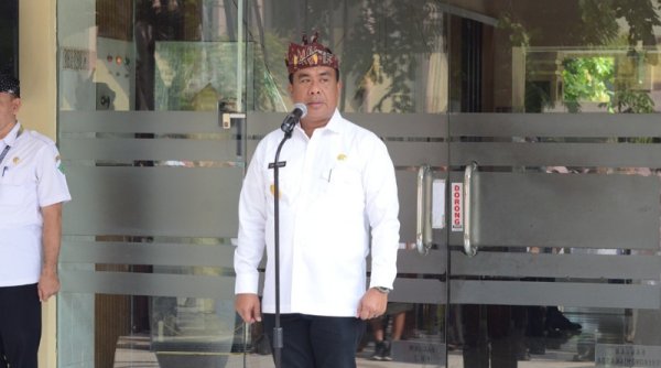 Pimpin Apel Perdana, PJS Bupati Sidoarjo Tekankan Etos Kerja Ikhlas Dan Netralitas Jelang Pilkada
