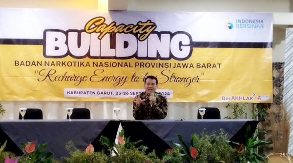 Dede Farhan "Motivasi Pegawai BNN Jabar melalui Program Capacity Building