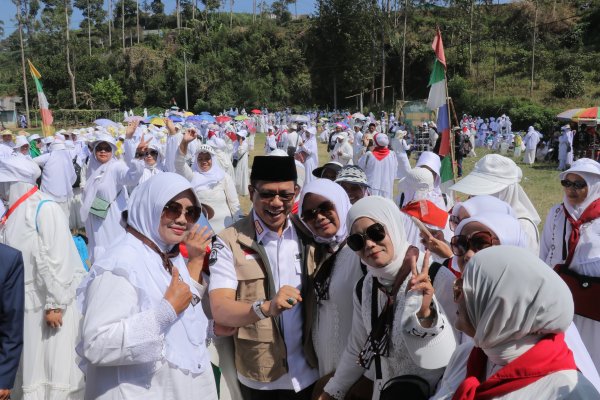Bupati Dadang Supriatna Doakan Ribuan Calon Jemaah Umrah Bisa Segera Berangkat ke Tanah Suci Makkah dan Madinah