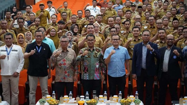 Pemdakab Bogor dan IPB Resmi Buka Sekolah Pemerintahan Desa Angkatan ke-4 Tahun 2024