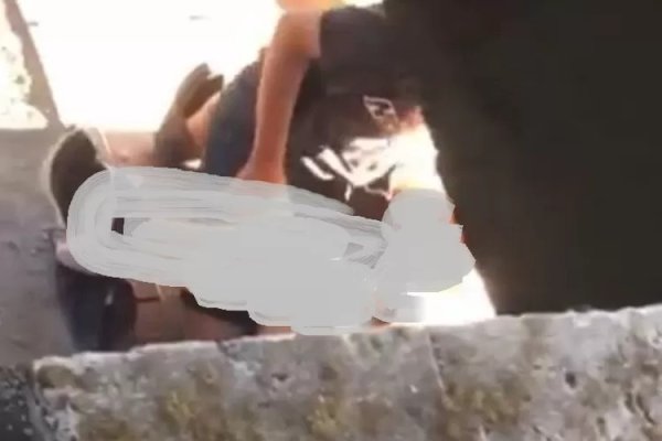 Asyik Indehoy di Bangunan Mangkrak Pasangan Muda Mudi Diarak Ke Rumah Ketua RT