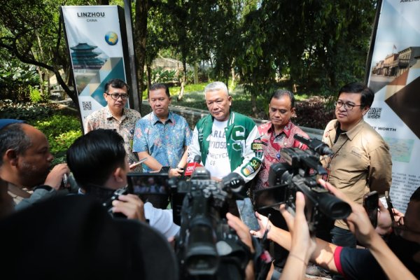 Rayakan Ulang Tahun ke-214, Kota Bandung Gelar Bandung Great Sale 2024
