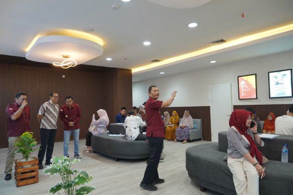Kemenkumham Jatim Buka Immigration Lounge di Icon Mall Gresik: Urus Paspor Belum Pernah Senyaman Ini