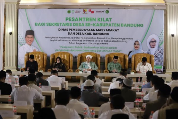 Pesantren Kilat, Bupati Bandung: Sekdes Jadi Motor  Penggerak Perubahan dan Inovasi di Tingkat Desa