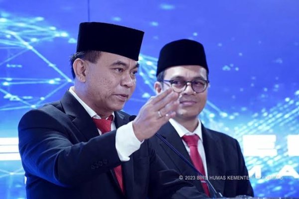 Terkait Akun Fufufafa, Menkominfo : Nanti Diumumin, yang Pasti Bukan Punya Mas Gibran