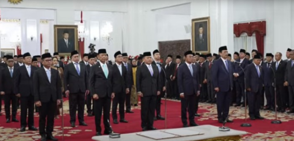 Presiden Prabowo Subianto Lantik Pejabat Negara di Istana
