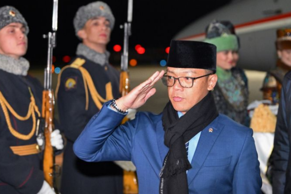 Menteri Luar Negeri Indonesia Tegaskan Dukungan untuk Kemerdekaan Palestina dalam Pertemuan dengan PLO