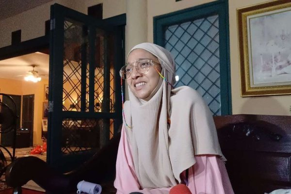 Ibunda Meninggal, Chikita Fawzi : Rasanya Separuh Dunia Runtuh