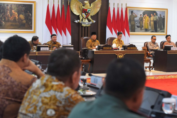 Prabowo Subianto Ungkap Problematika Birokrasi di Indonesia dalam Sidang Kabinet Pertama