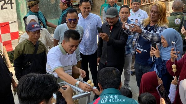Warga BBA Heboh! Tahu Bulat "Dagangan" Kang DS Sekejap Ludes!