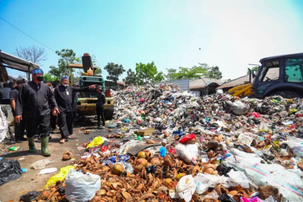 Strategi Kota Cimahi Kurangi Sampah Pasca Jatah Buang ke TPA Sarimukti Dibatasi